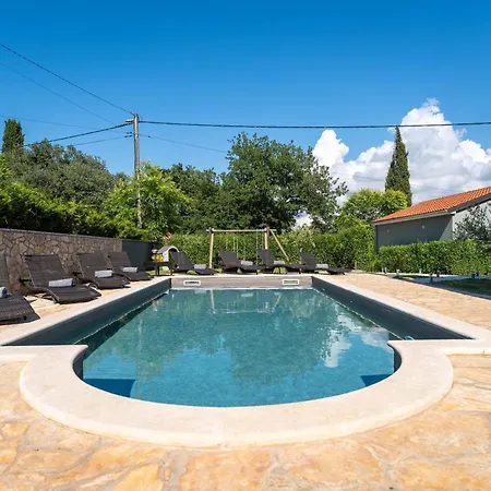 Casa Viola Mit Pool, Unweit Von Lanterna Tar-Vabriga